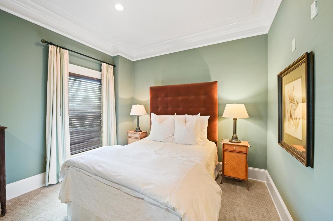 The James Madison Inn Екстер'єр фото