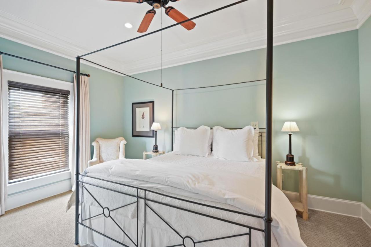 The James Madison Inn Екстер'єр фото